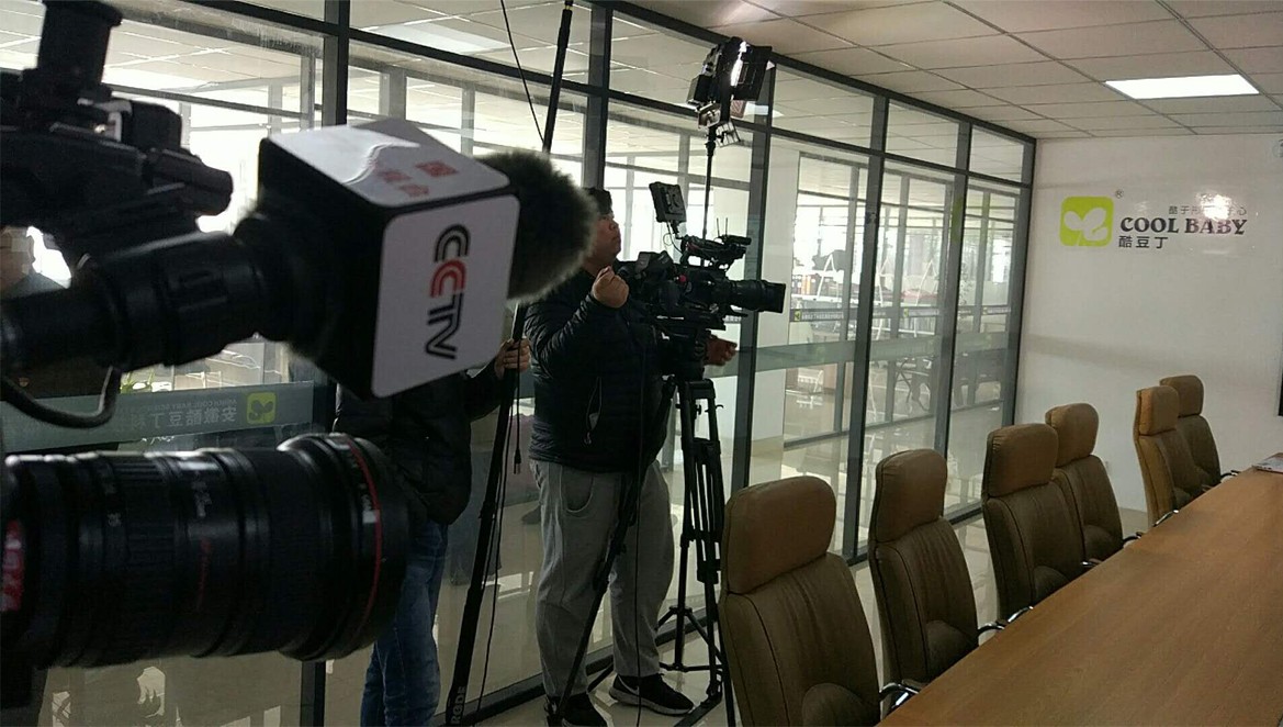 中央一套突袭酷豆丁 竟然为了这个事!