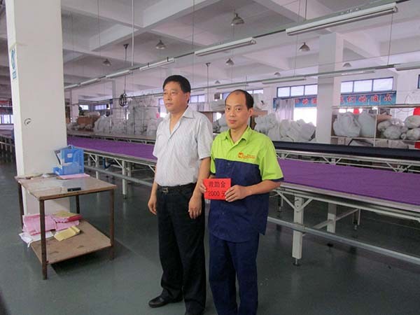 酷豆丁公司救助特困职工