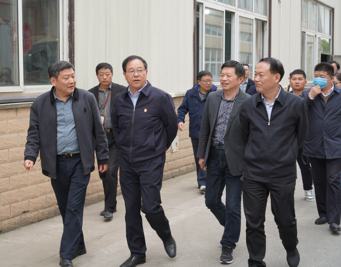 安徽省经信厅牛弩韬厅长到酷豆丁调研指导